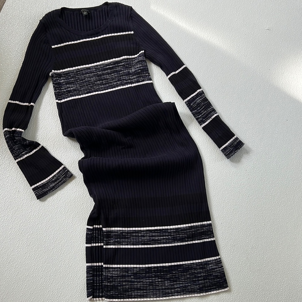 Ann Taylor Ribbed Sweater Dress medium
